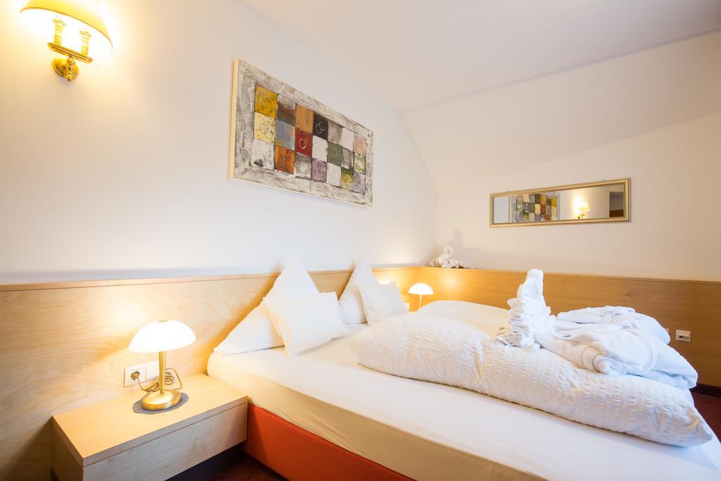 סרפהאוס Hotel Amadeus Micheluzzi מראה חיצוני תמונה