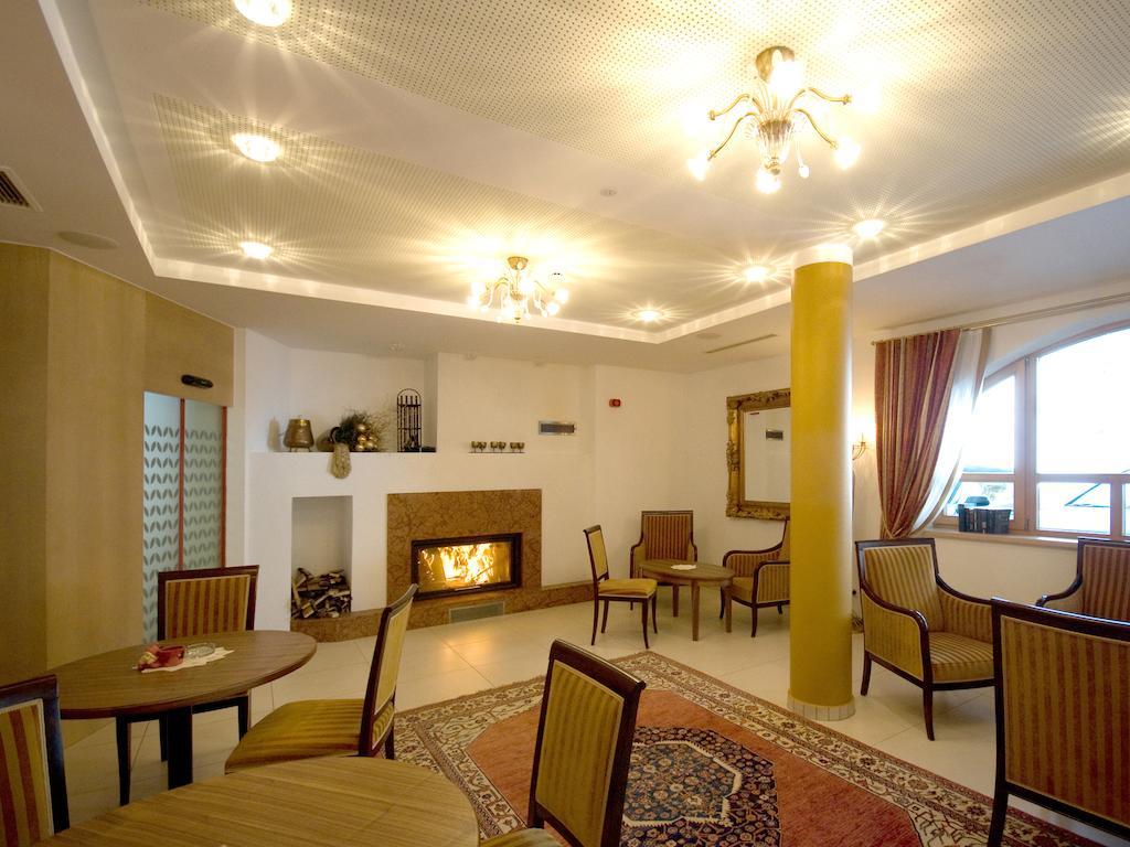 סרפהאוס Hotel Amadeus Micheluzzi מראה חיצוני תמונה